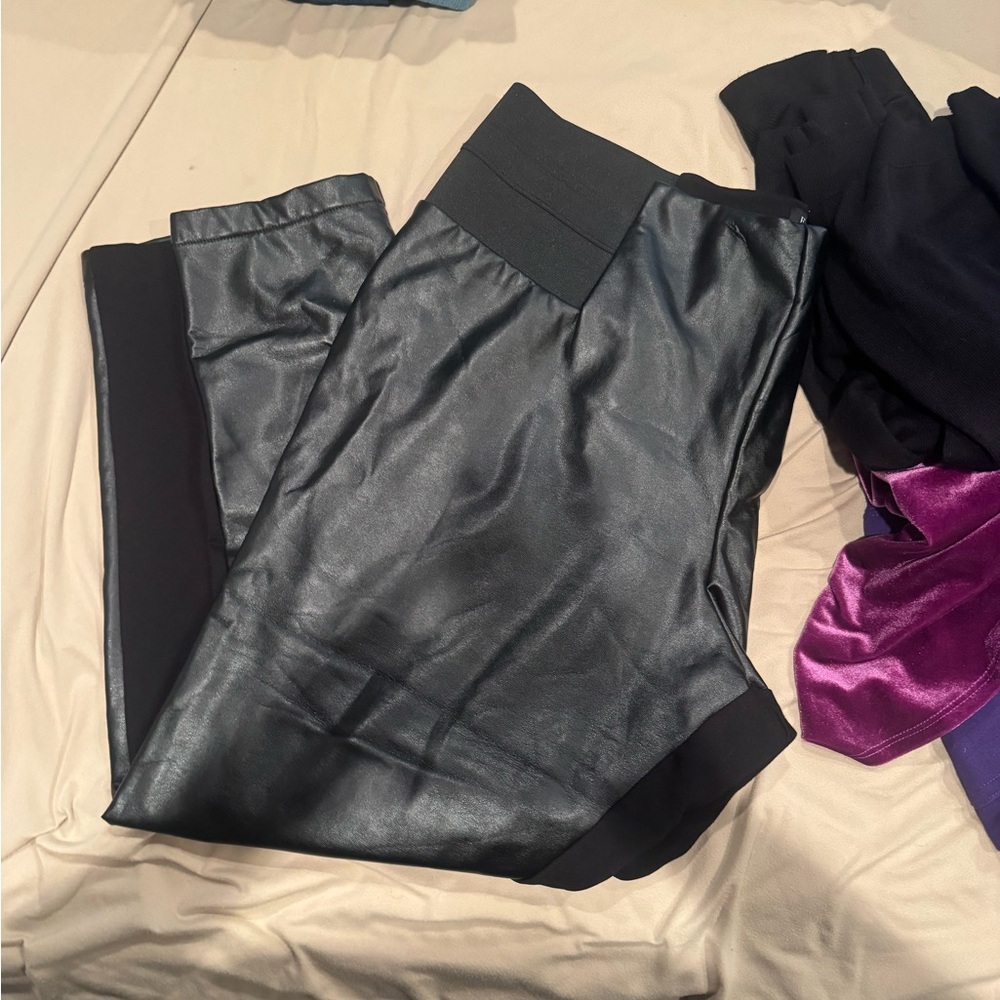 Eloquii Shiny Black Leggings